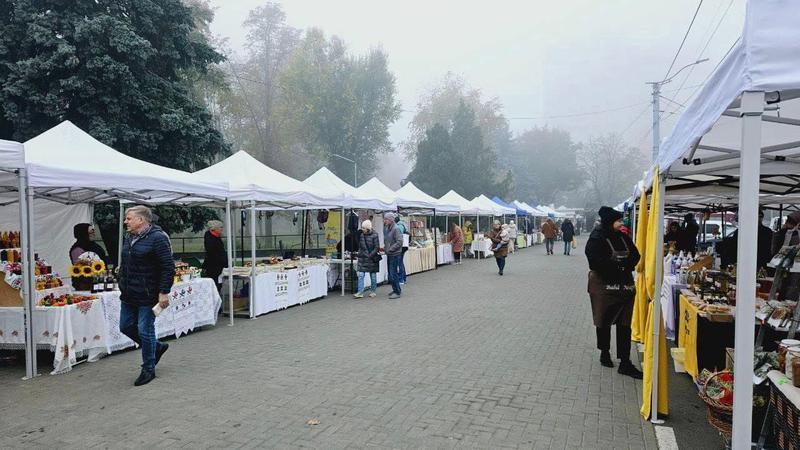 Târguri de Crăciun, organizate în sectoarele Chișinăului. Lista adreselor