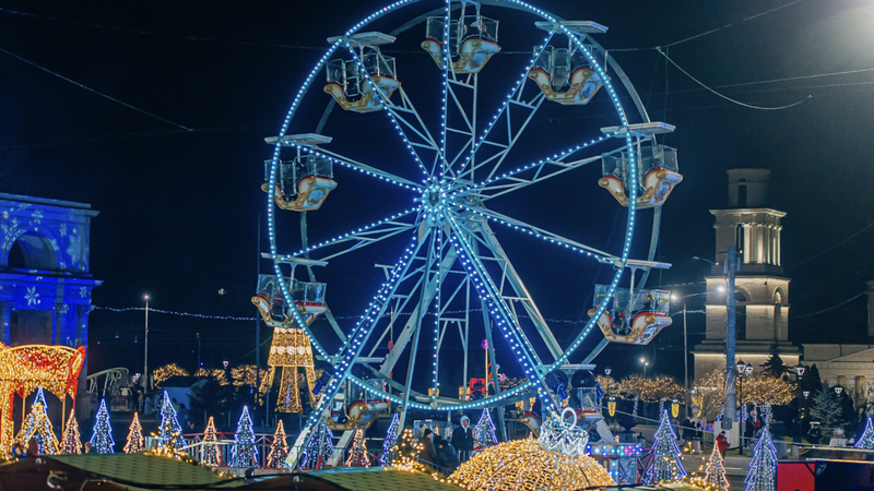 Distracție cu risc: caruselele din centrul Chișinăului, fără expertiză tehnică completă